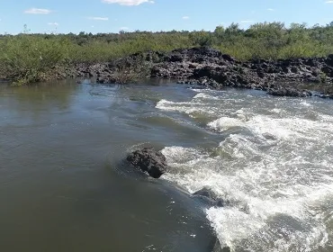 Agua con corriente